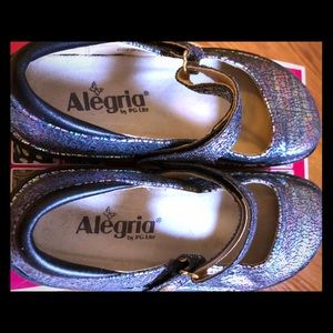 Super Fun ALEGRIA Paloma Mary Janes 💗